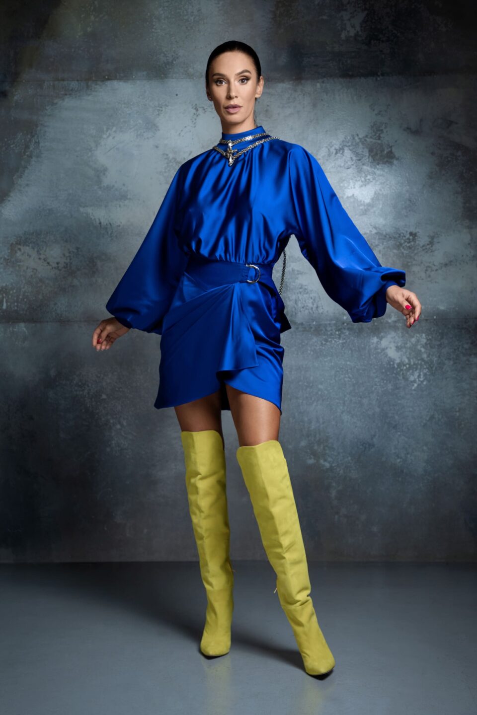 ROCHIE MINI PE GAT CU MANECI KIMONO
